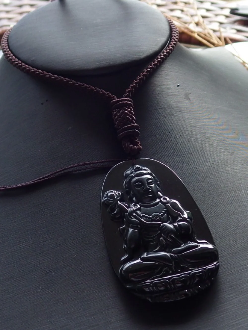 Certified Black Dark Green Burma Jade jadeite Guanyin Kwan Yin Pendant Necklace